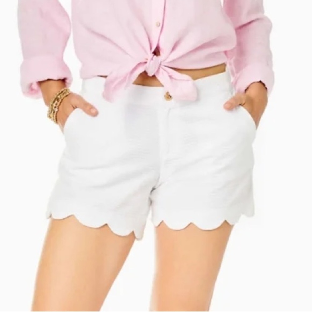 Lilly pulitzer BUTTERCUP Scallop hem shorts Textured WHITE size 12